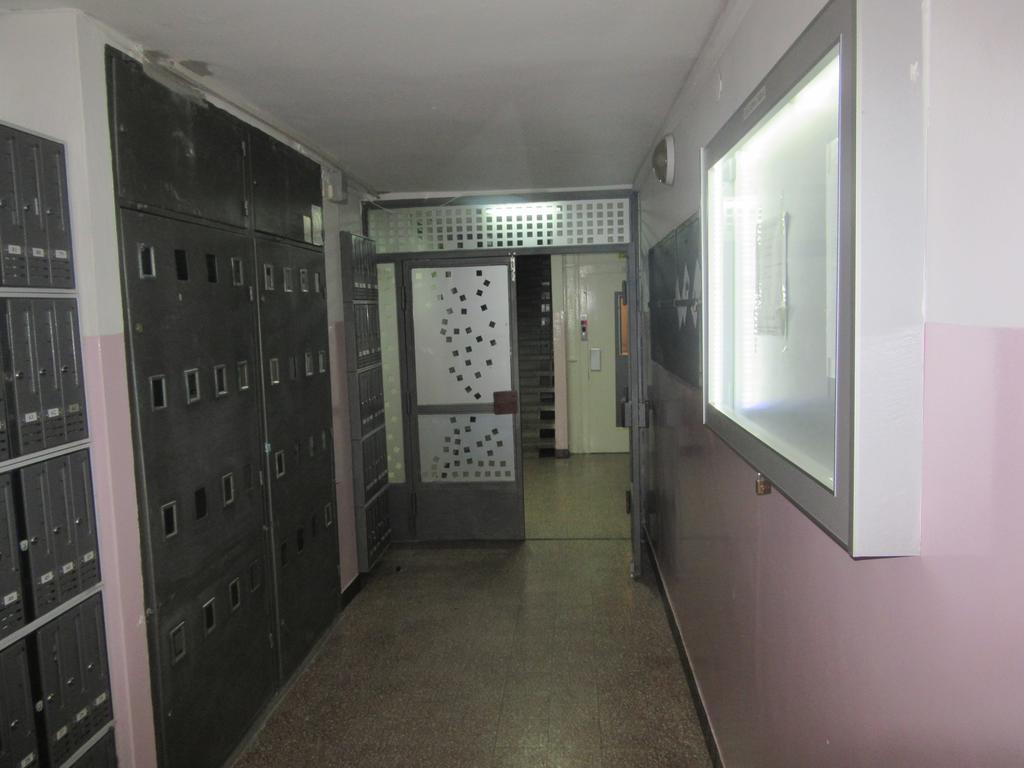 Studio Ema Ni Buitenkant foto